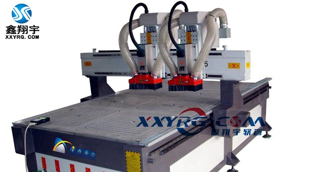 pu鋼絲伸縮管用于木工雕刻機(jī)吸木屑粉塵